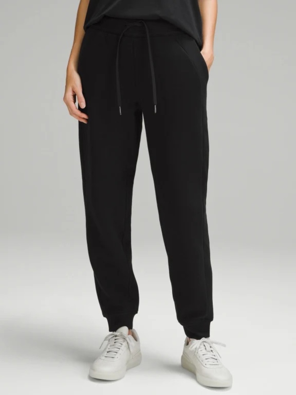 Lululemon Scuba Joggers Black Size 8 High Rise Sweatpants Athleisure